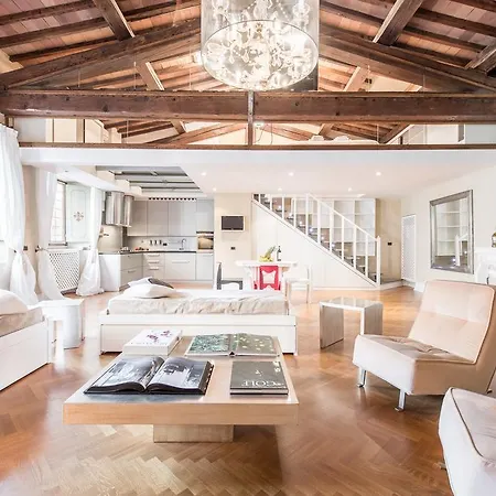 Duomo Luxury Loft By Mmega Florens